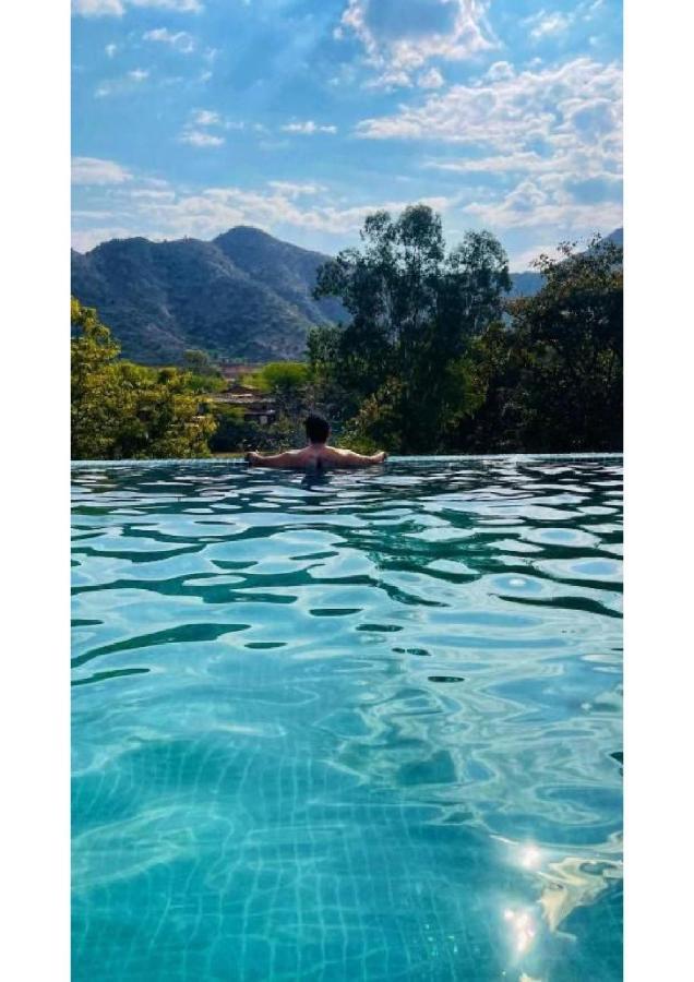 Lake City Villa Udaipur Eksteriør billede